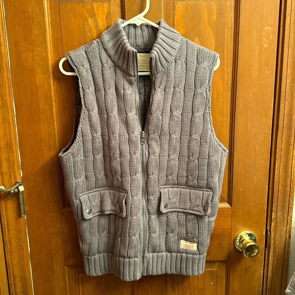 Men’s Sweater Vest